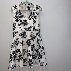 Floral b&w Dress